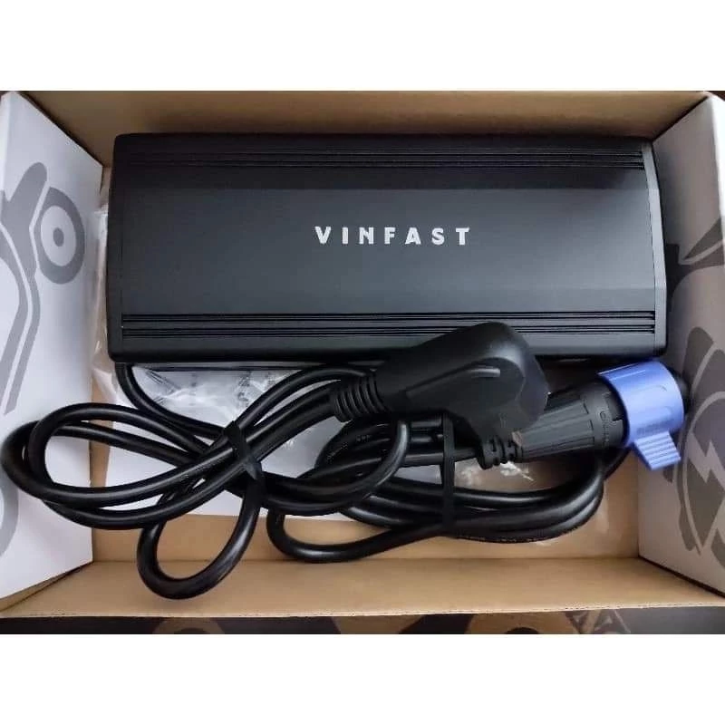 Sạc vinfast ludo, impes, klaraS chính hãng Vinfast 100/100